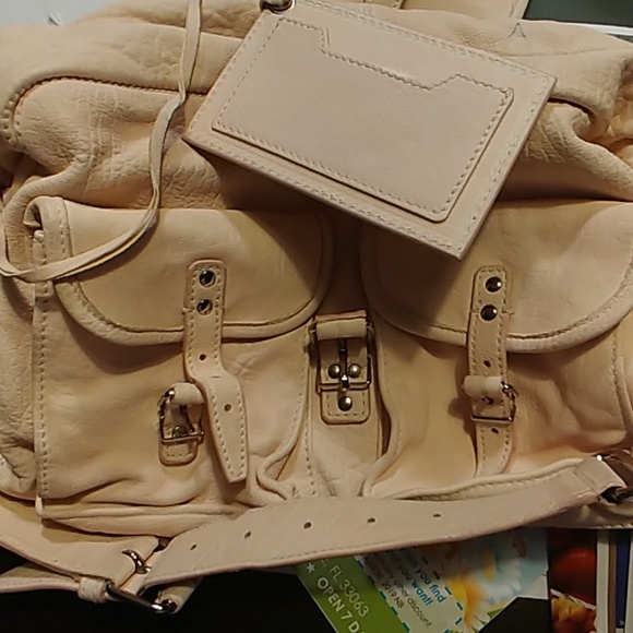 BALENCIAGA PARIS Authentic - Picture 8 of 8